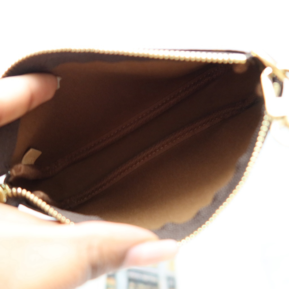 Louis Vuitton Mini Pochette Accessoires Monogram Canvas - Picture 5 of 10
